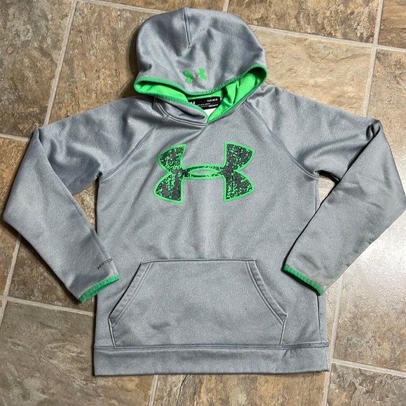 Under Armour Other - Youth Large Under Armour Sweatshirt